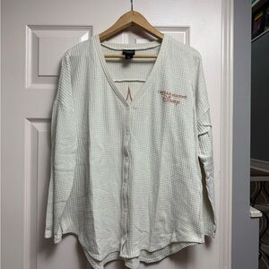 Her Universe Women’s Disney Cream Button Down Shirt